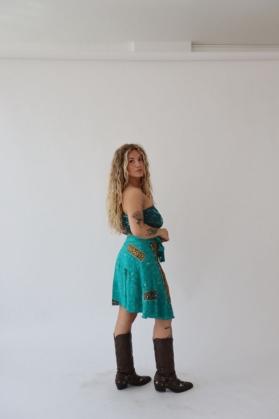 Thumbnail: embroidery skirt