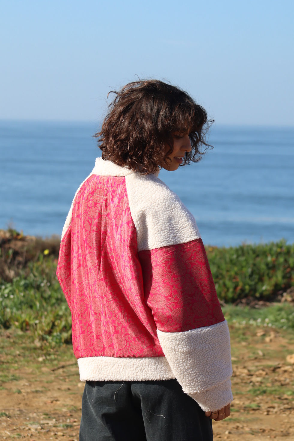 Thumbnail: fur sweat