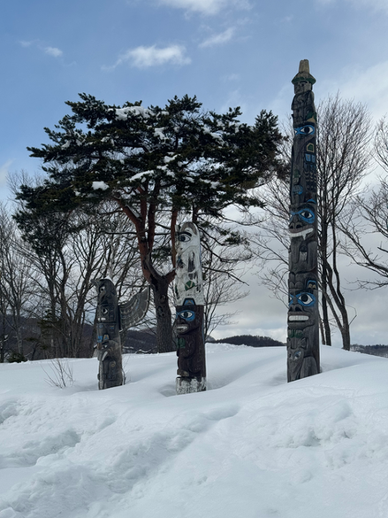 Totem poles at Madarao Mountain Resort Carpark 7