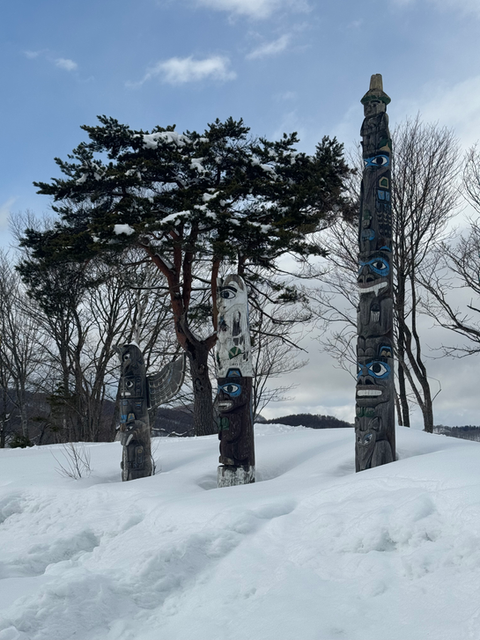 Totem poles at Madarao Mountain Resort Carpark 7