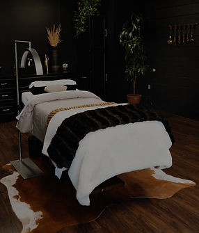 Dark and moody = relaxing 💆_♀️😴 Check them out on Instagram_ _skiin_alchemy #esthetician