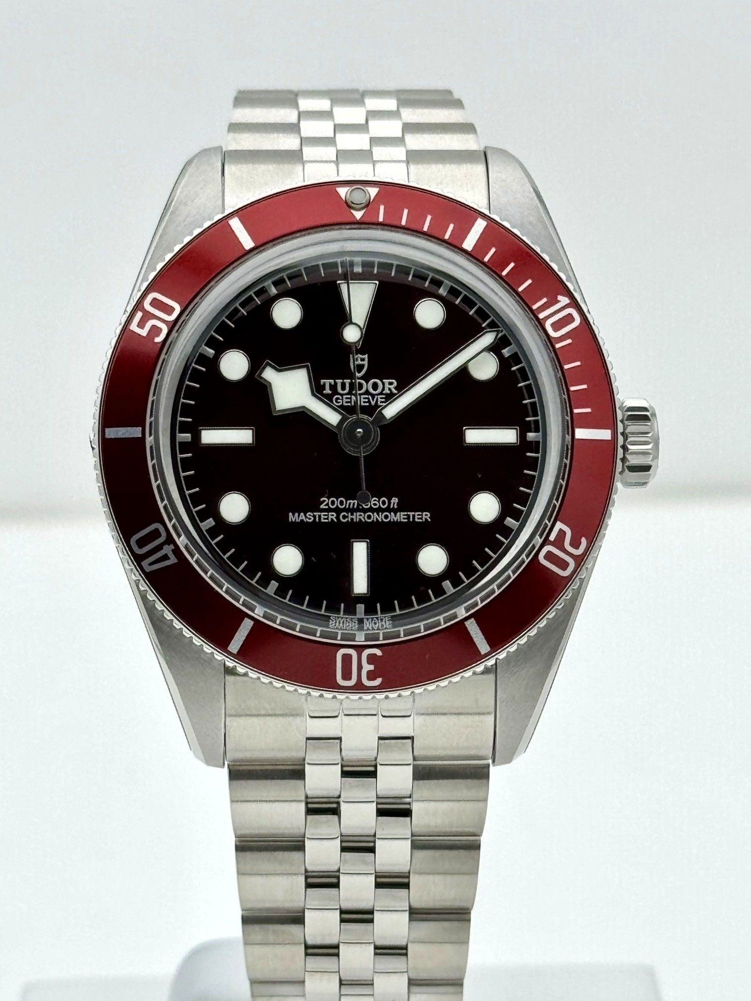 Tudor Black Bay 58 Burgundy 7939A1A0RU New/Unworn Full Set & Stickers - Mar 2026