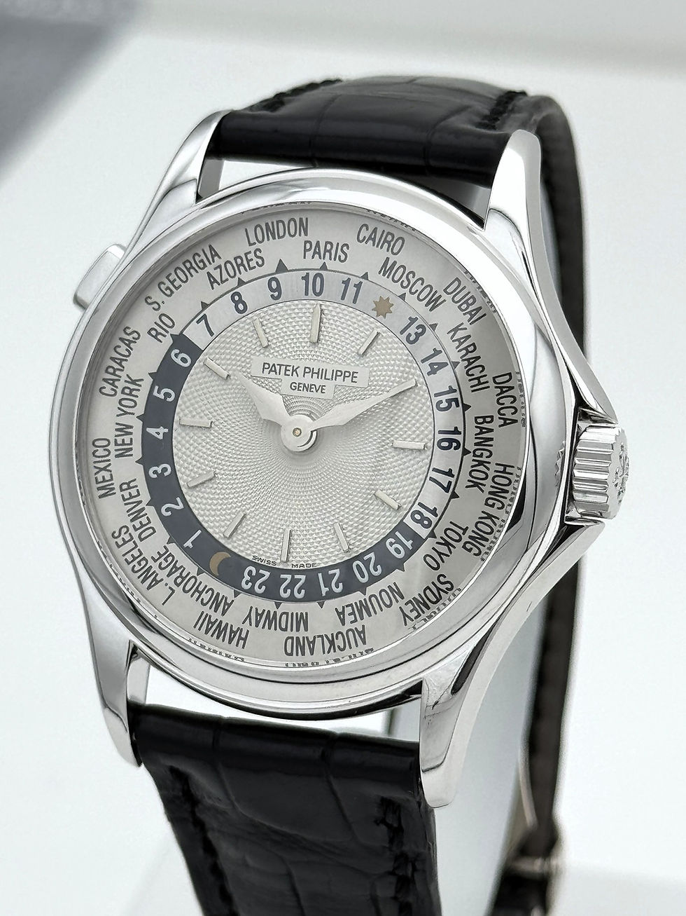 Thumbnail: Patek Philippe 5110G-001 World Time 2005 Ca - Service Jan. 2026 2 years warranty