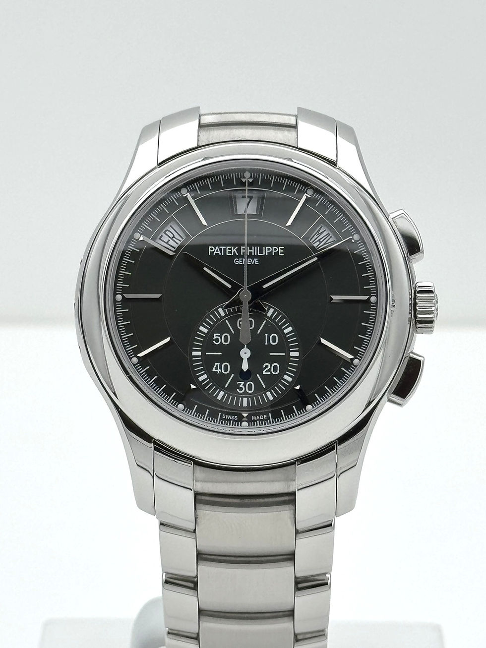 Thumbnail: Patek Philippe Complications 5905/1A-001 steel flyback chronograph, olive green dial