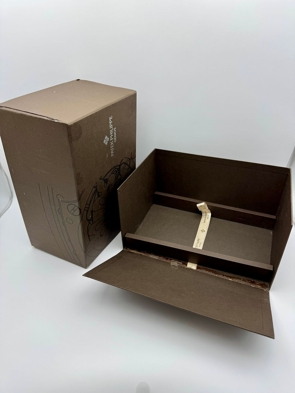 Thumbnail: Box of Patek Philippe 5035R Annual Calendar Rose Gold with box