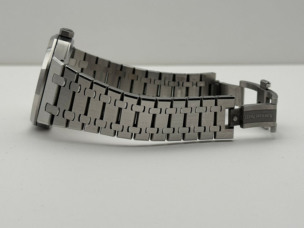 Thumbnail: Audemars Piguet Royal Oak 41mm stainless steel ref. 15500ST.OO.1220ST.03 with black dial, full set.