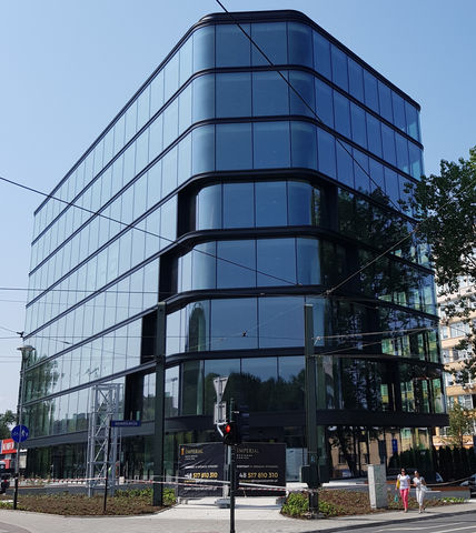 Budynek Imperial w Krakowie, Stolarka Aluprof i Elewacja CB-System
