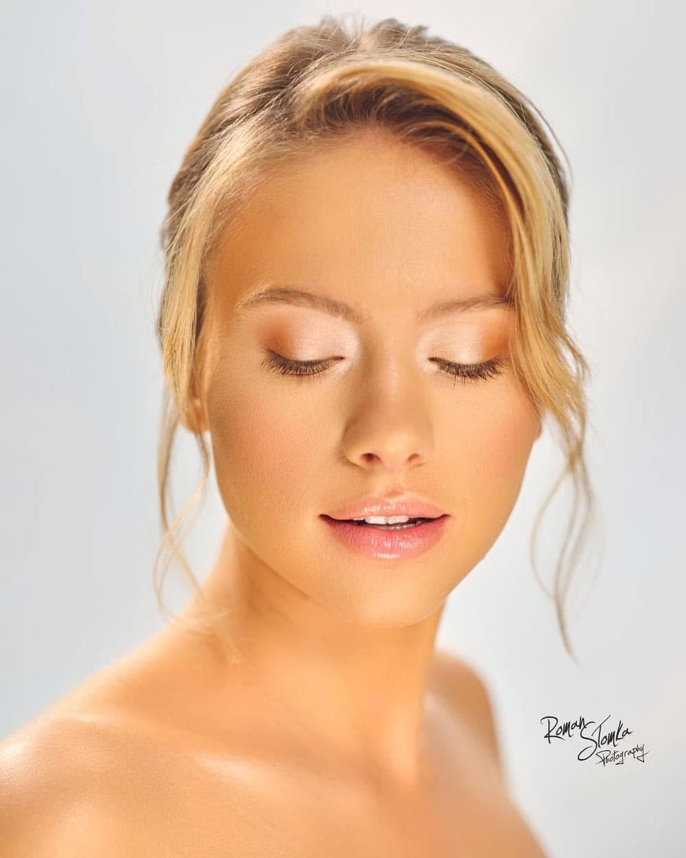 Ilona Gil - Makeup Artist & Beautician