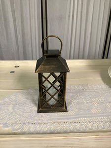 292145224_101722315944068_4798702719408347463_nwedding rentals - lanterns.jpg