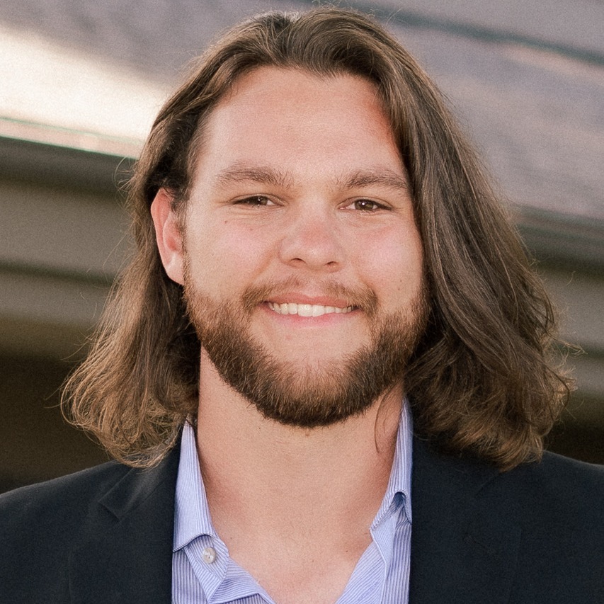 headshot - Jakob Holt Real Estate Agent.jpeg