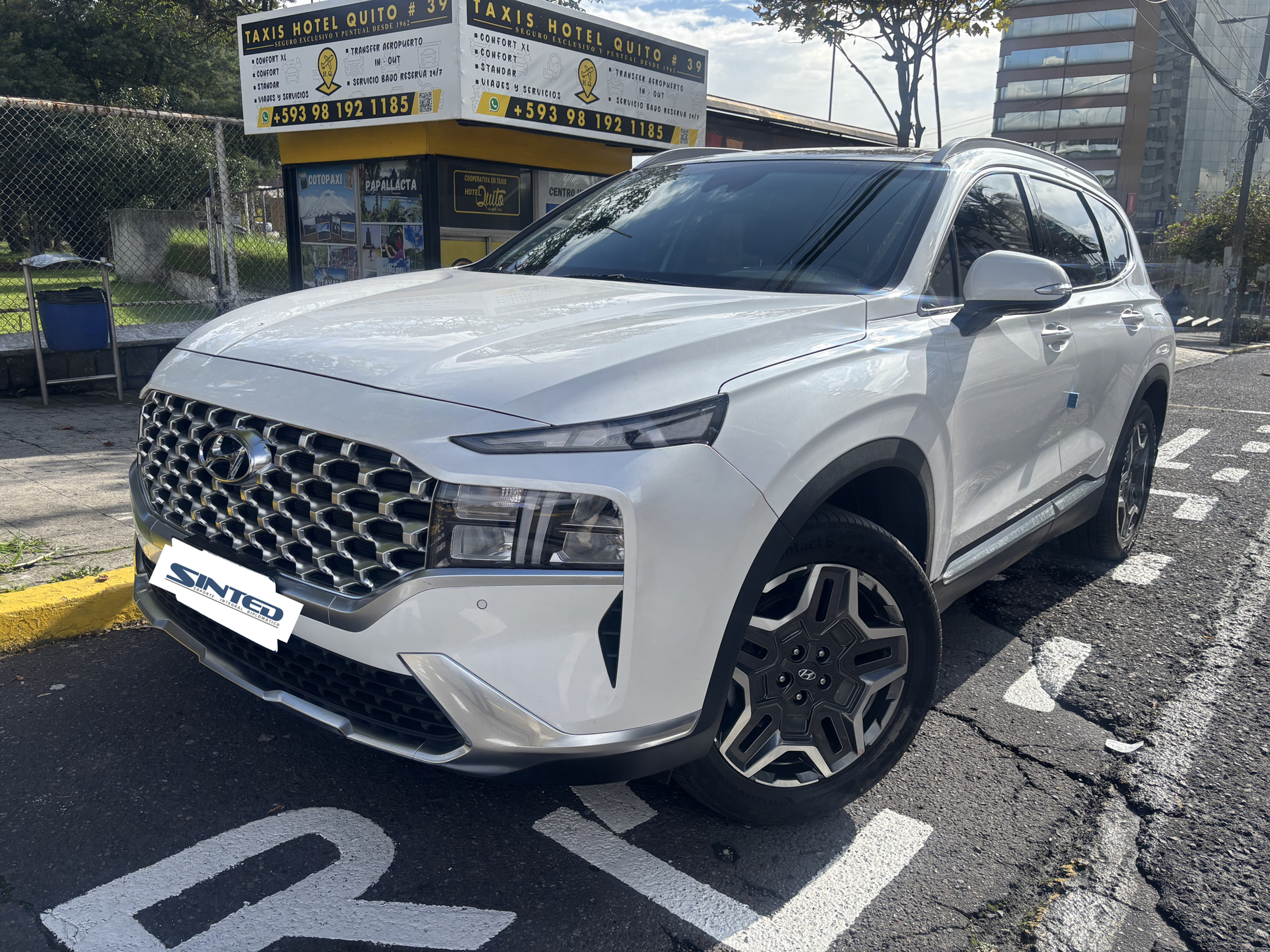 Hyundai Santa Fe 2024