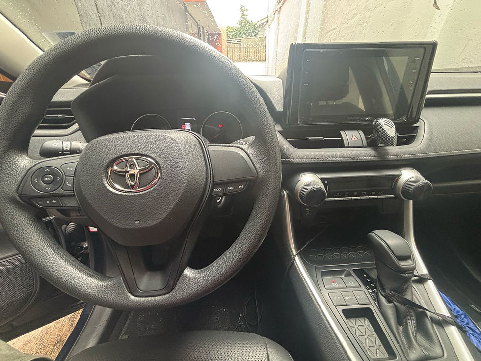 Miniatura: Toyota Rav4 2023
