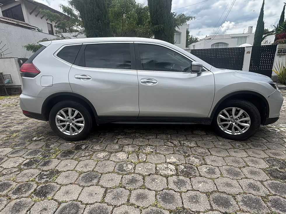 Miniatura: Nissan Xtrail Sense 2022