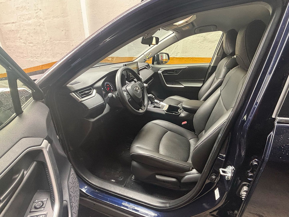 Miniatura: Toyota Rav4 2023