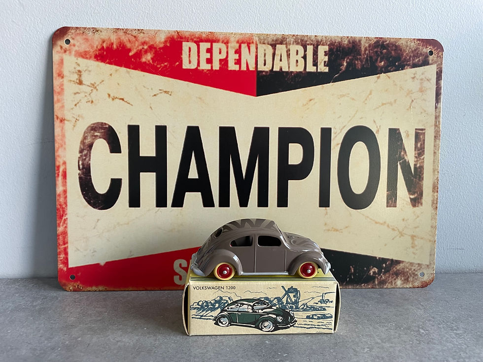 Voiture miniature VOLKSWAGEN 1200 - Marron