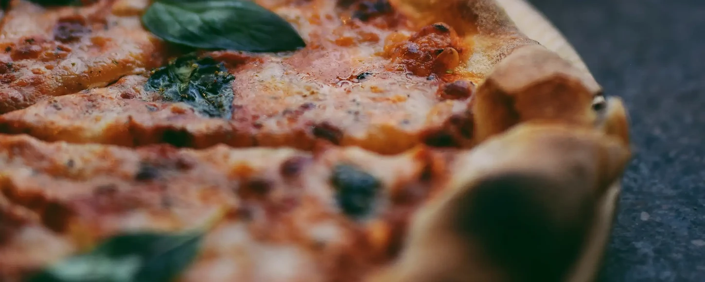 Smokin' Dough Wood Fired Pizza food truck Everett, WA, USA