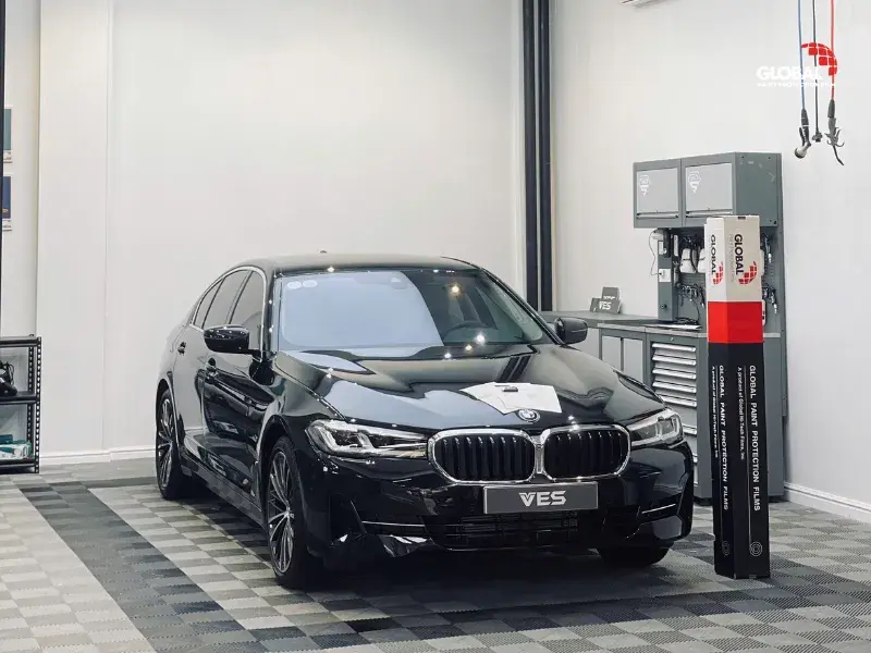 BMW Series 5 - Dấn ấn của sự sang trọng và nét thể thao mạnh mẽ
