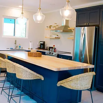 Spanish Wells Rentals kitchen modern