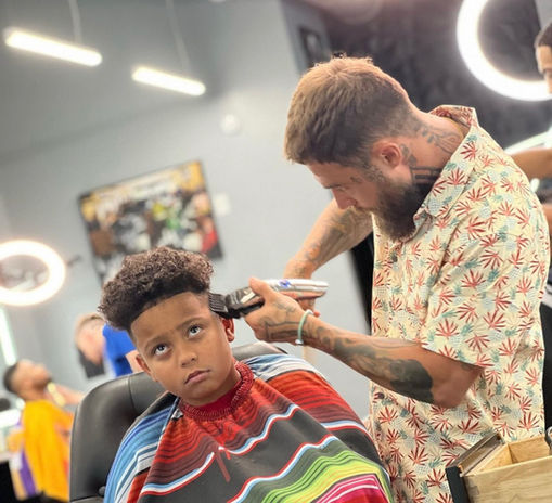 Mount Juliet TN barber best barber Nashville Tennessee barbershop kids cut beard Mount Juliet middle Tennessee barber high end luxury 