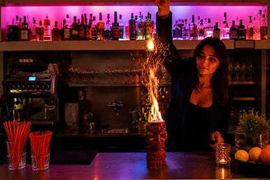 Авторські коктейлі в Dada Bar у Цюриху на Limmatquai