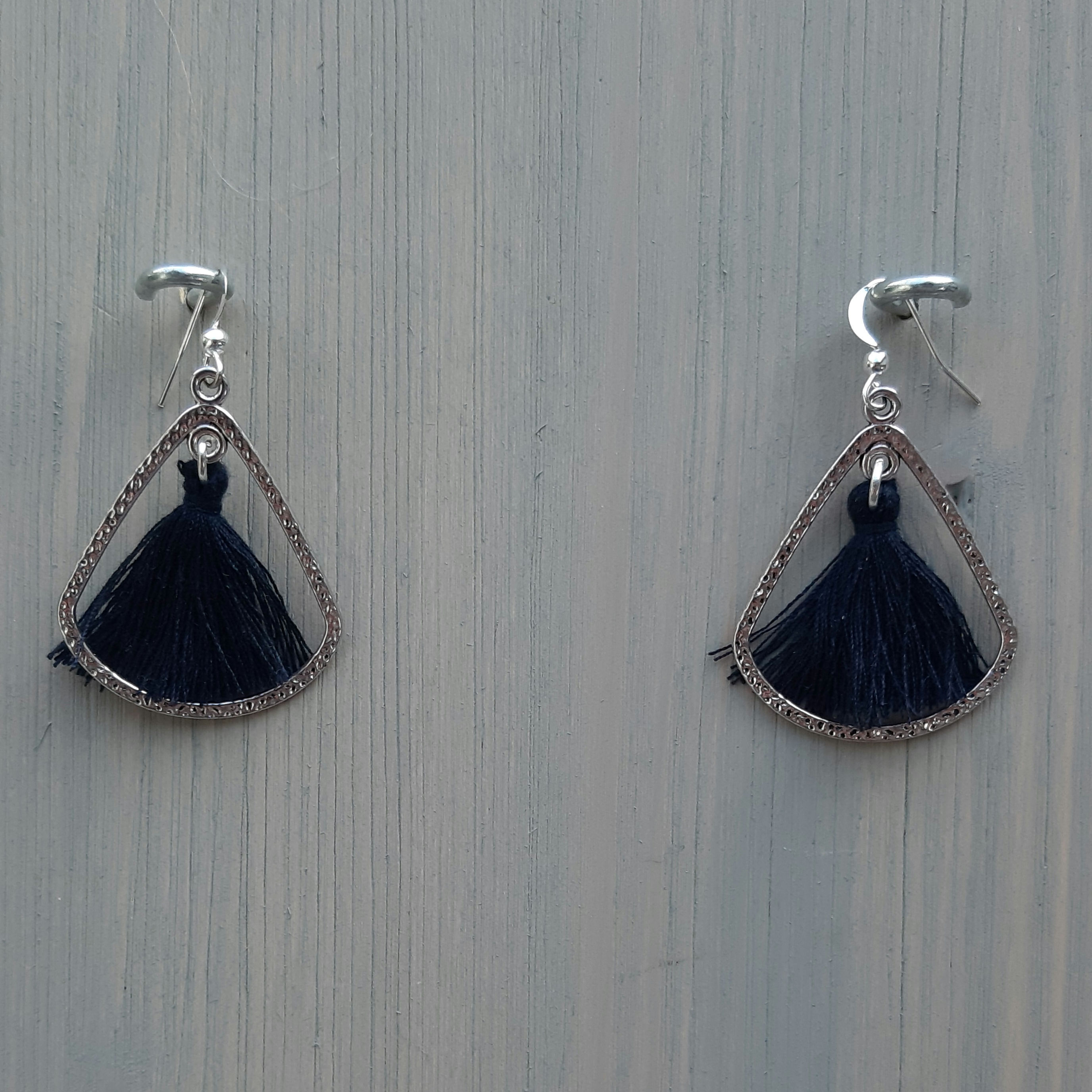 Boucles d'oreilles  pompon  (réf: AMF112)