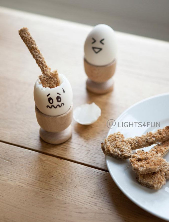 http://www.lights4fun.co.uk/the-blog/10-easy-healthy-halloween-food-recipes/