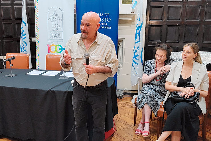 Maestro Néstor Tedesco, director de la Orquesta de los Barrios.