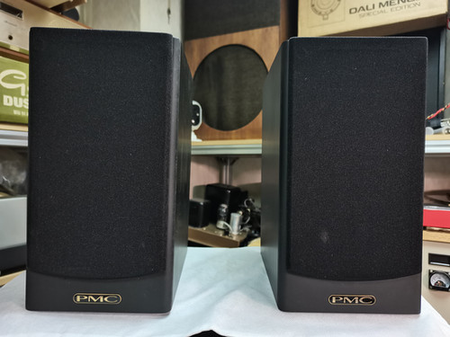 PMC DB1 Gold bookshelf speakers excellent conditions | Vintubeplace