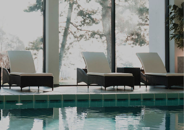 Bodensee Retreat Klarheit Führungskräfte 2026 Andrea Wiedau Bouldern.jpg