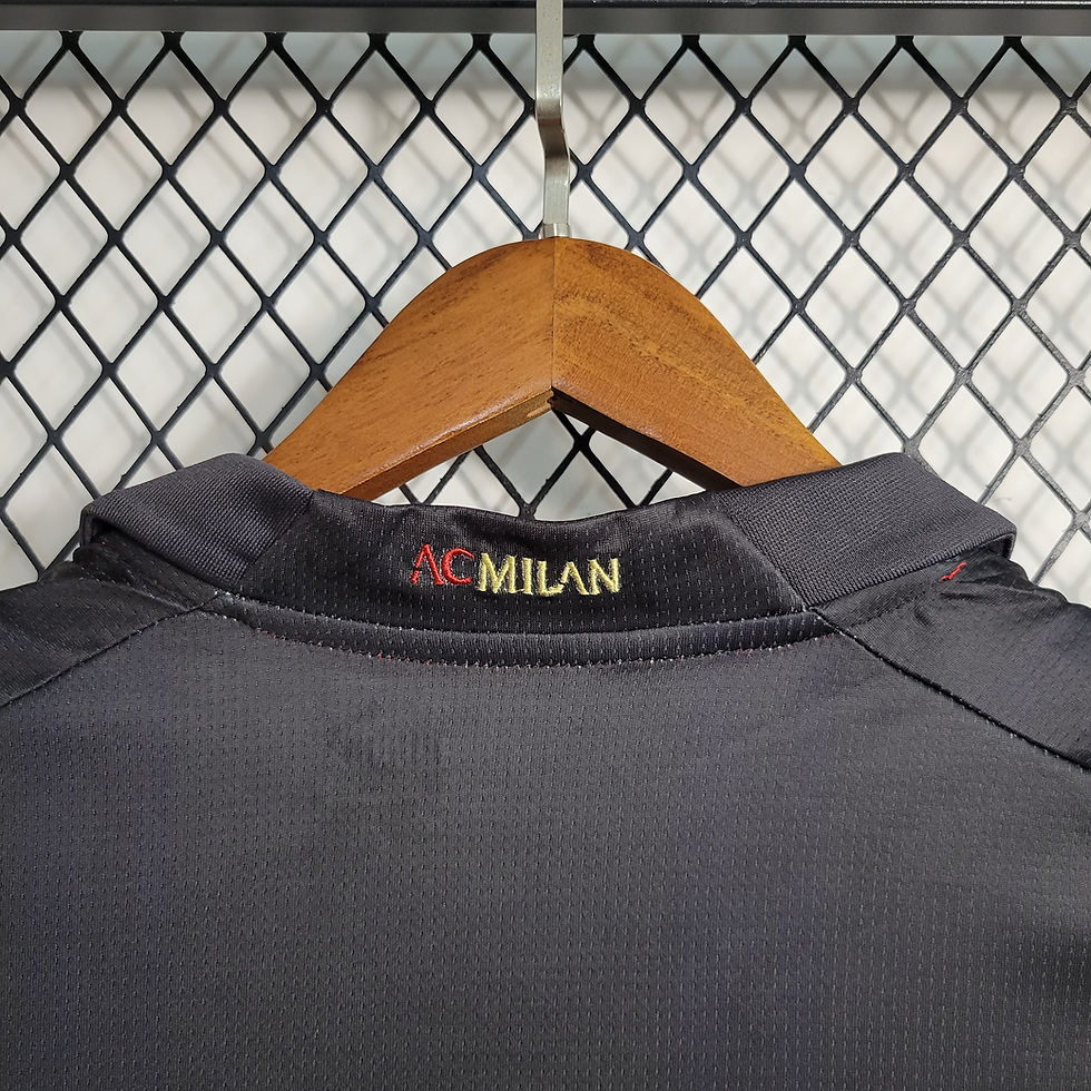 Miniatura: MILAN ESPECIAL KOCHÉ 2023