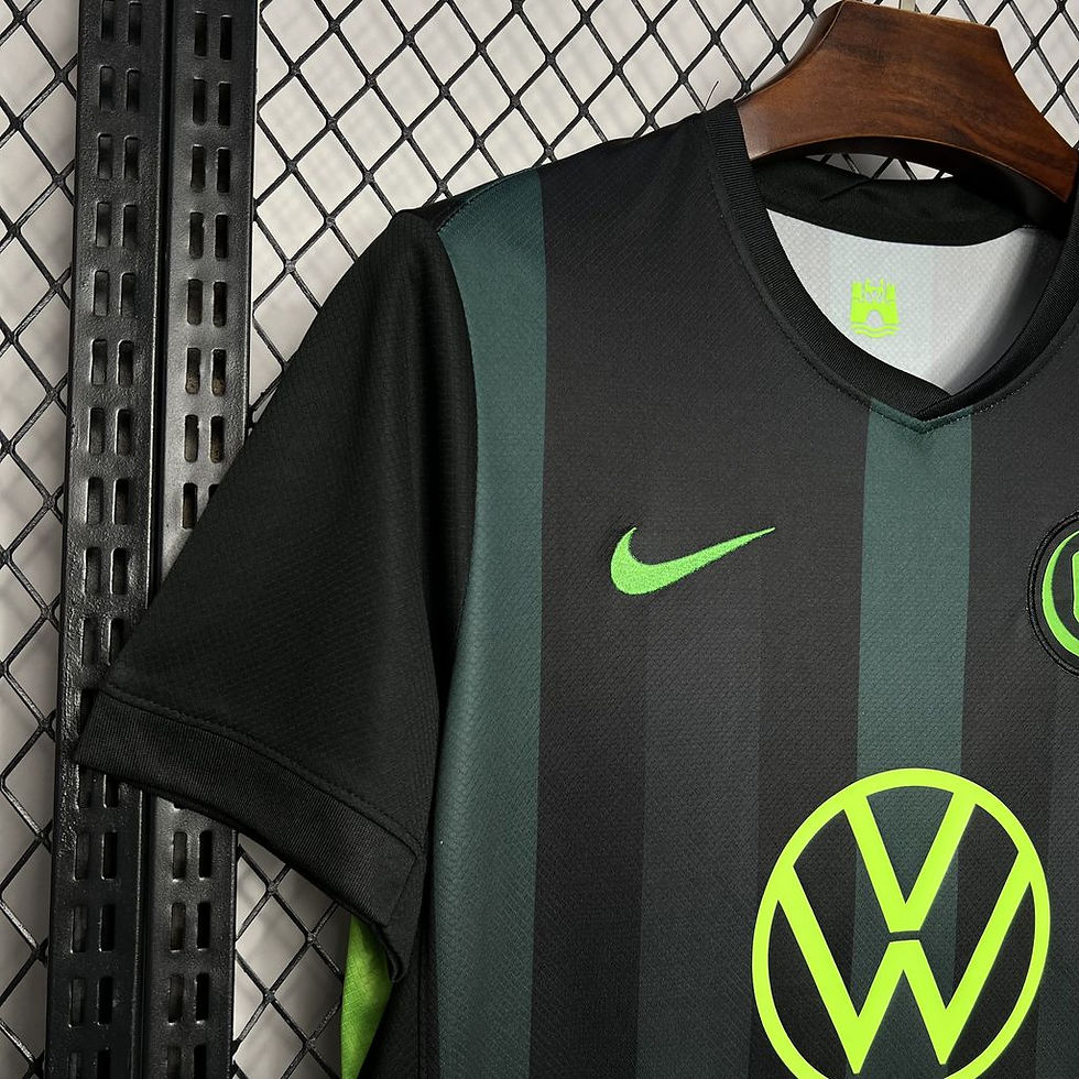 Miniatura: WOLFSBURG AWAY 24-25