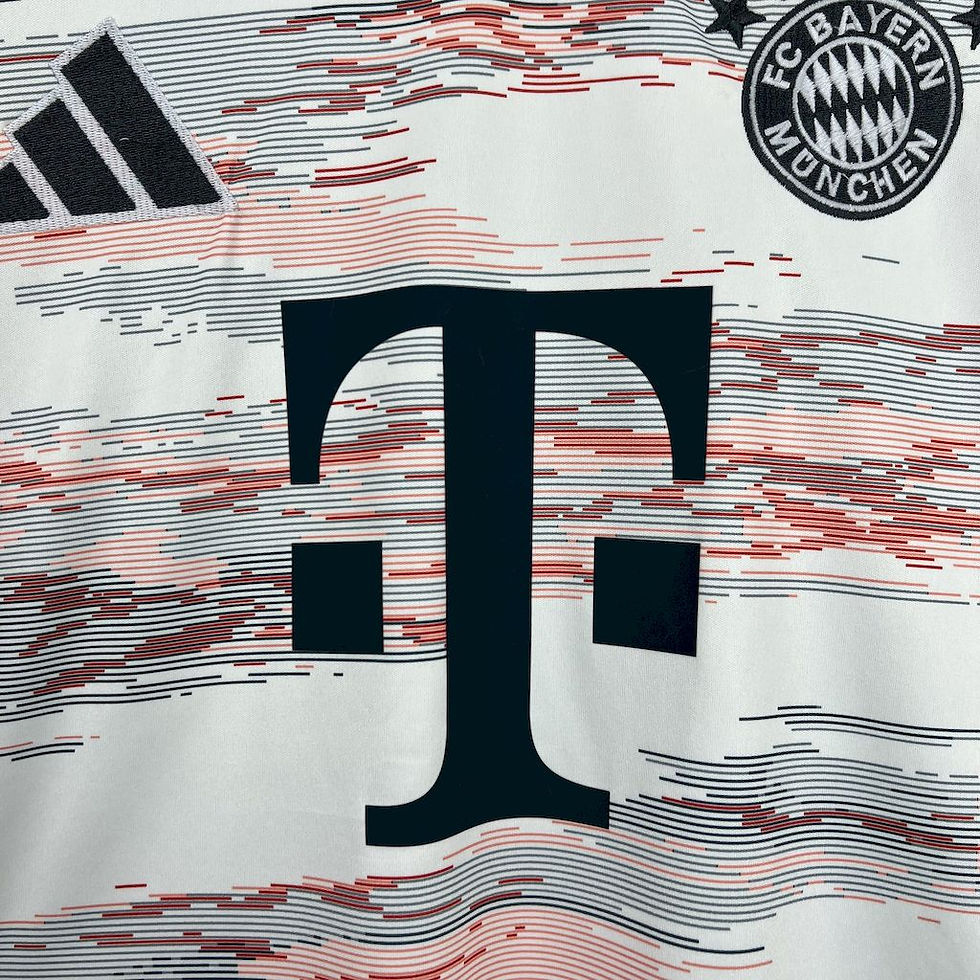 Miniatura: BAYERN DE MUNIQUE AWAY 25-26