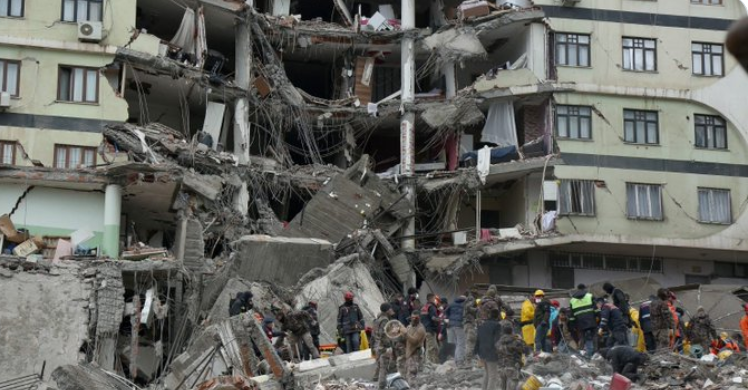 Conmoción global: “Mi corazón está con Turquía y Siria”
