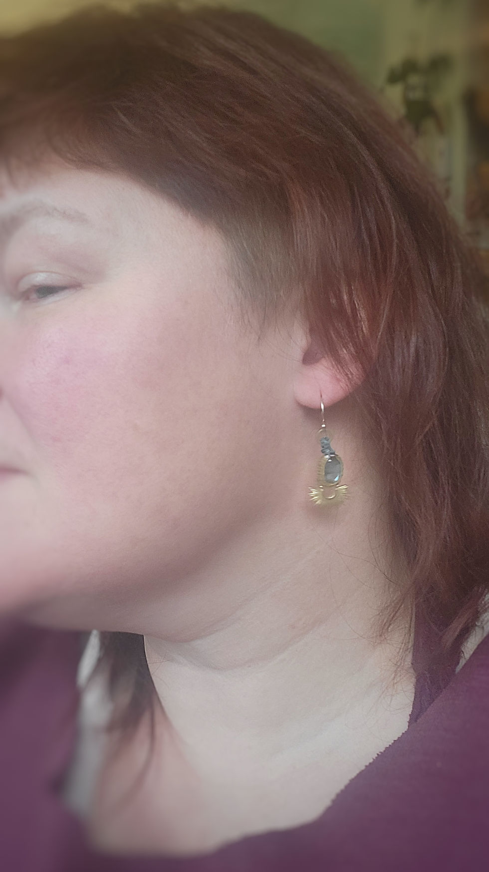 Miniature : Boucles : pierres serties malachite mariam labradorite serpentine chrysocolle