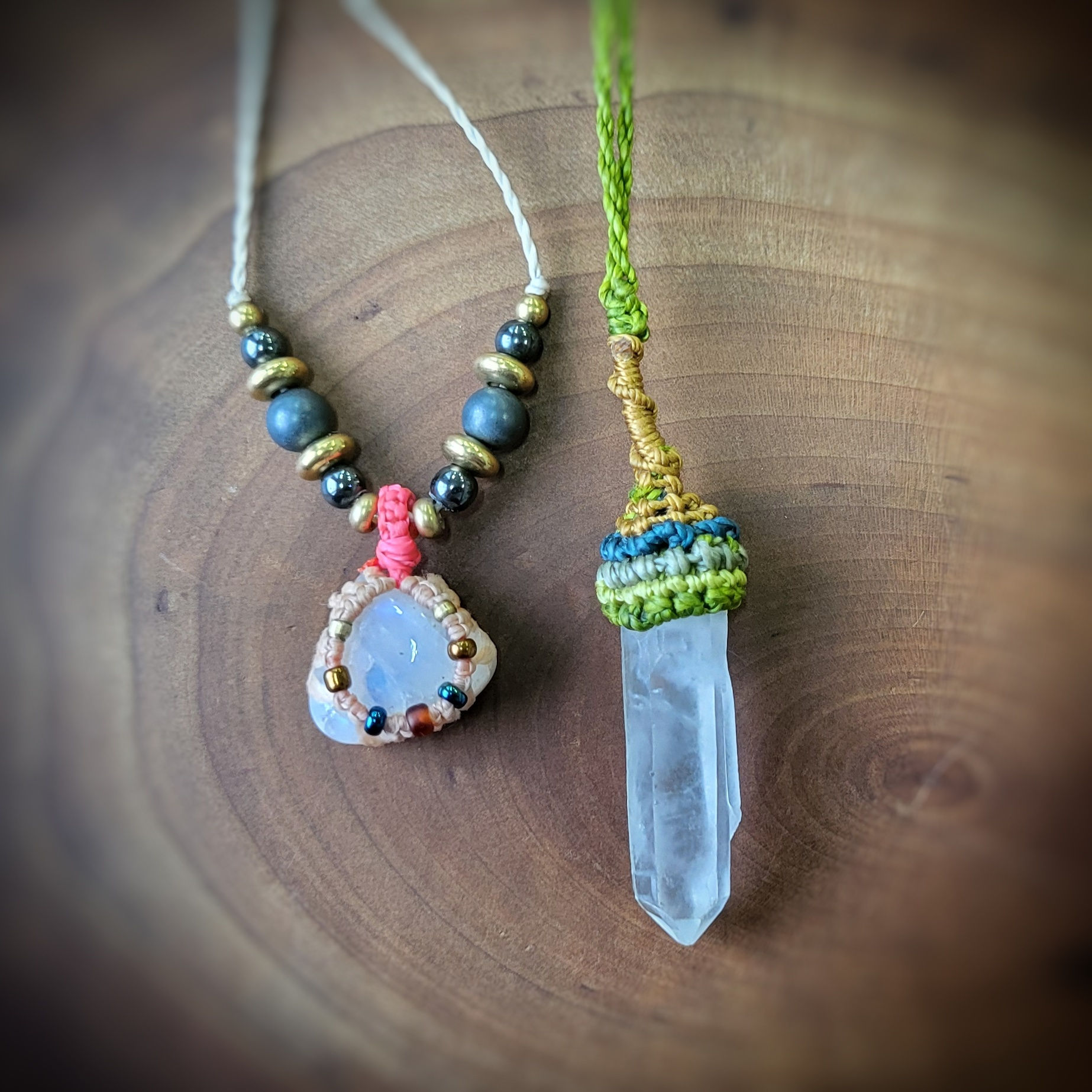Les p'tits flashy : pierre de lune hématite quartz clair