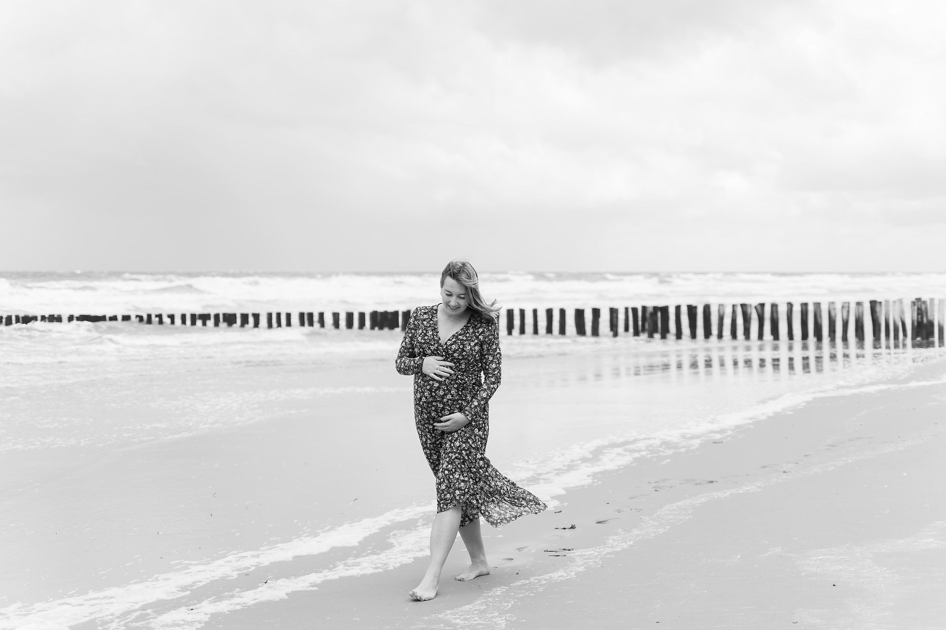 fotoshoot zwangerschap aan zee
