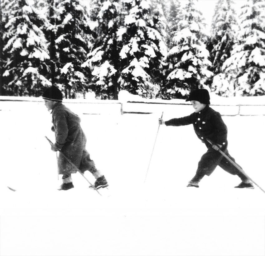 Unge skiløpere_lite.jpg