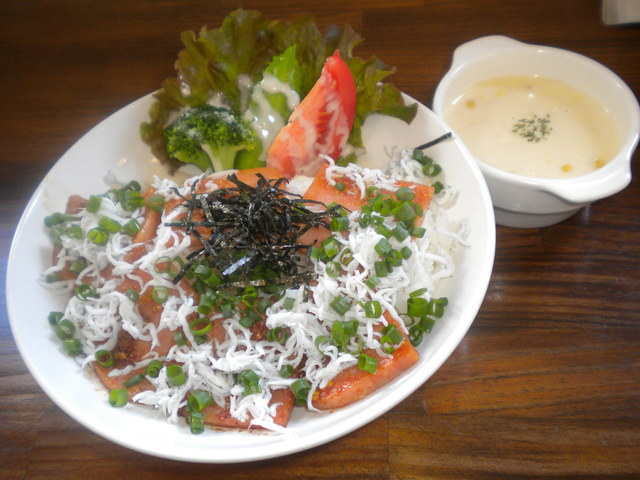 ナツメグカフェ