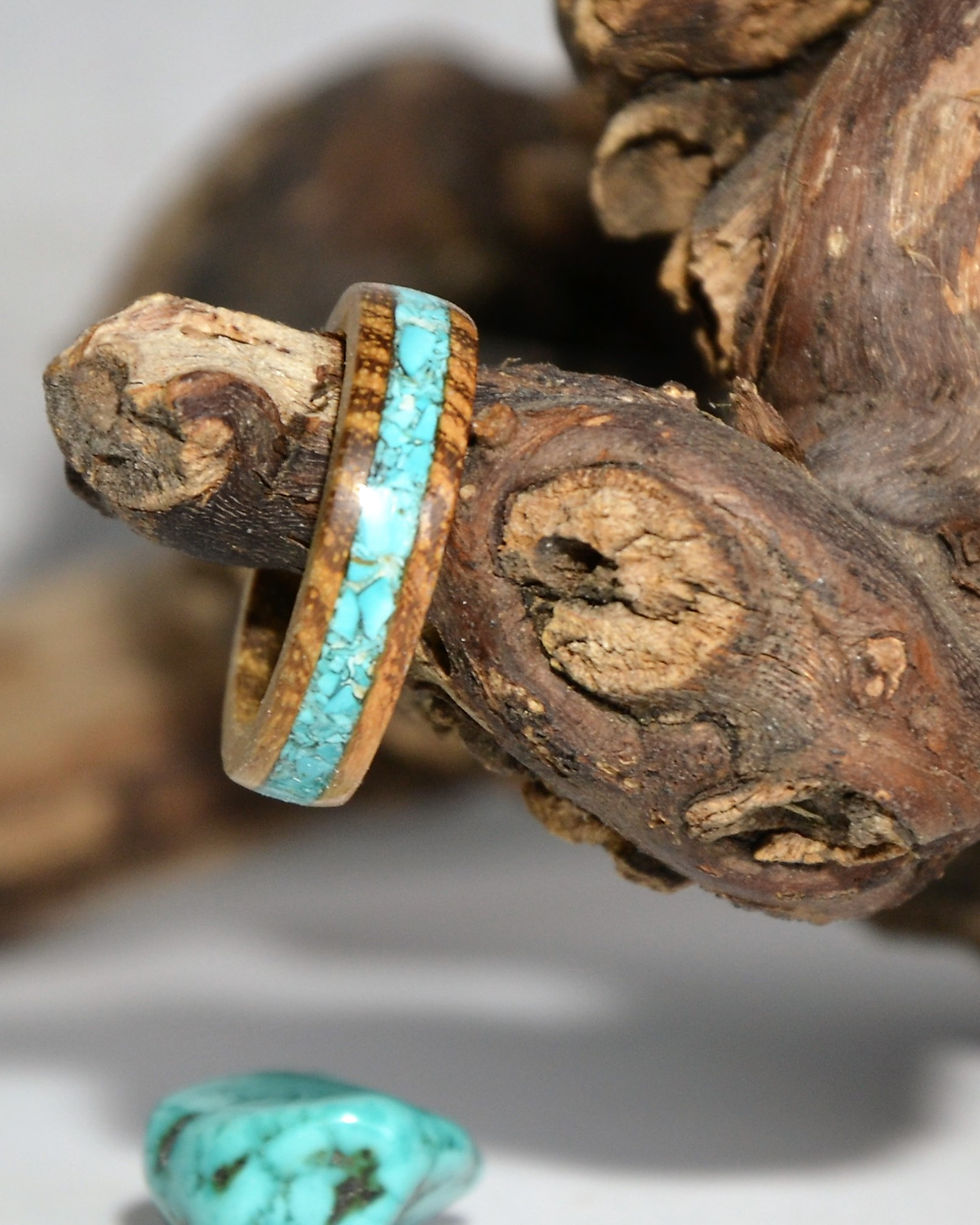 Miniature : Bague en bois et pierre, alliance,  anneau en bois d'acacia avec Turquoise