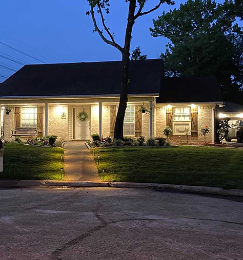 outdoor lighting exterior and walkway1.jpg