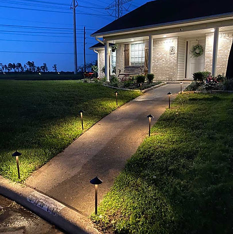 outdoor lighting exterior and walkway2.jpg