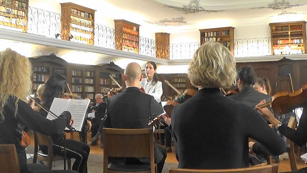 Gloria Isabel Ramos Triano, Conductor