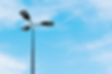 Streetligth Alien mit blauem Himmel