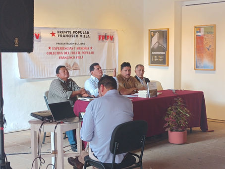 Presentación de libro de la organización popular más grande de mundo