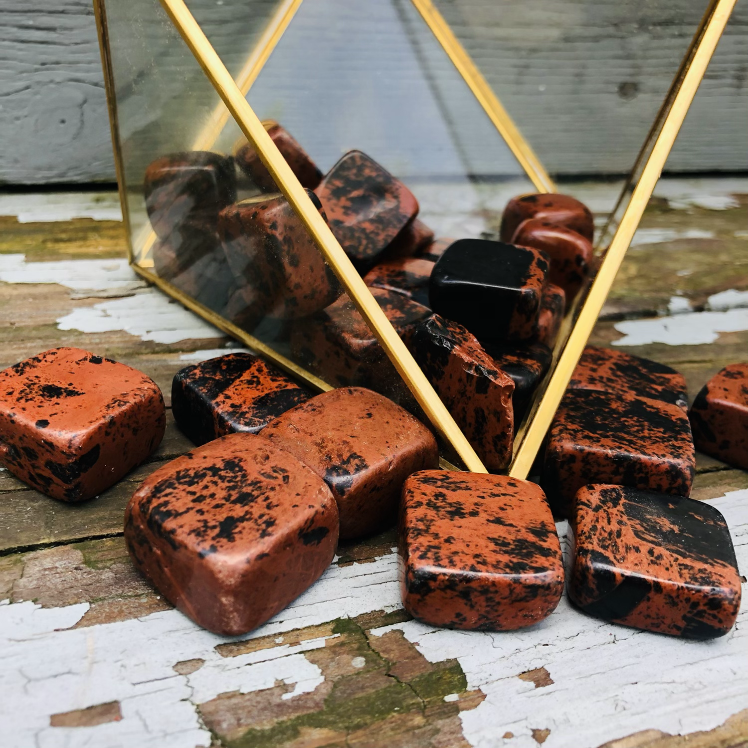 Mahogany Obsidian Cube Flat