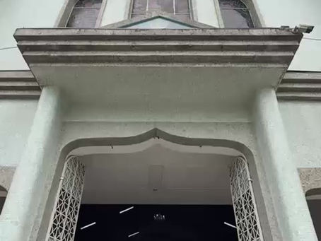 COLOMBIA🇨🇴 ADORACIÓN EUCARÍSTICA EN POSTRACIÓN