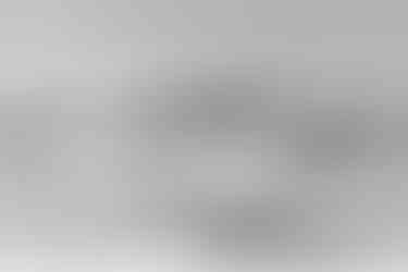 Anfang ohne Auftakt. Wasser, Eis und Ferne halten Abstand zueinander. Die Serie beginnt dort, wo nic