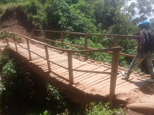 Kadutu : Délabrement très avancé du pont à l’entrée de l’ISDR