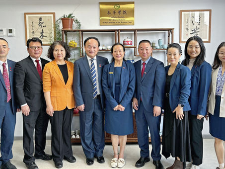 Shanghai Normal University Visits CI to Strengthen Educational and Cultural Exchange