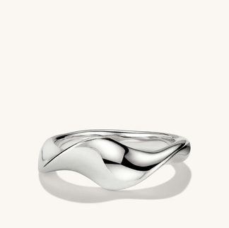 Mejuri Wave Ring